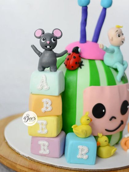 Dee's Bake Studio - Custom Cakes Whimsical Cakes for Kids photo 43
