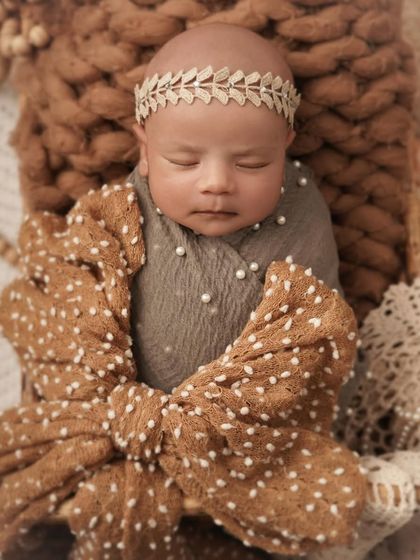 Newborn & Baby Moments photo 10