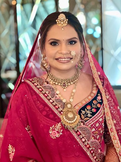 Classic Red & Pink Bridal Looks photo 29