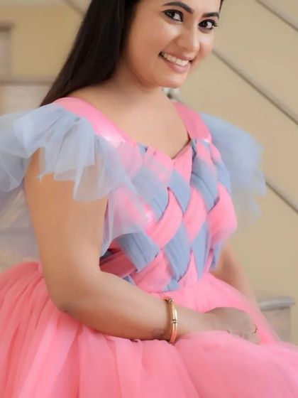 Book My Gown - Professional Makeup & Hair Services Fashion & Pre-Wedding Gowns photo 12