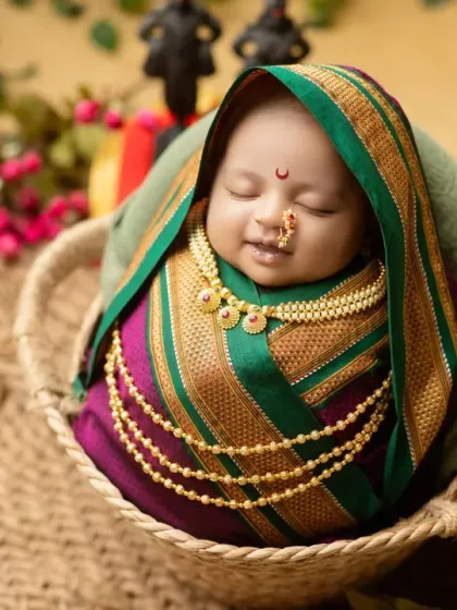 Celebrating our beautiful culture with a 'छोटीशी रखुमाई' (Chotishi Rakhumai) theme. We provide authentic, traditional Marathi outfits and props to create these unique and heartfelt newborn portraits.