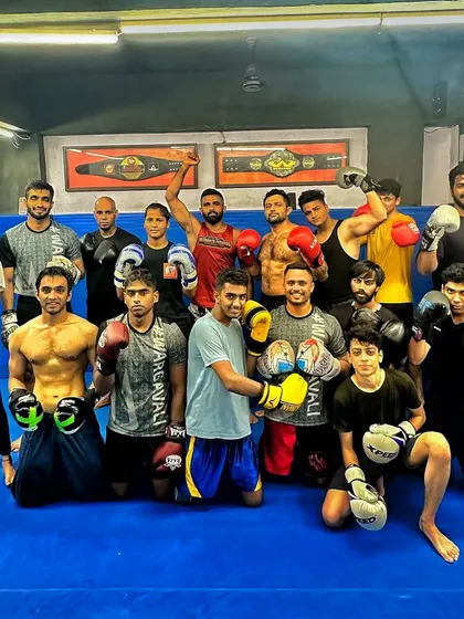 Our boxing basics class, where beginners and intermediates train together. This makes it more fun and less daunting for those just starting out.