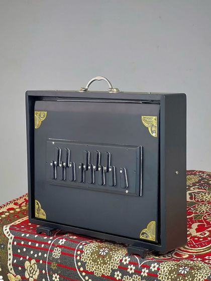 The Chords Music - Musical Instrument & Equipment Sales Indian Classical & Folk Instruments photo 6