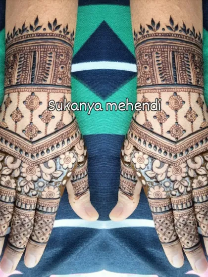 A symmetrical and geometric design perfect for festivals like Nag Panchami, featuring clean lines and repeating patterns for a bold look.