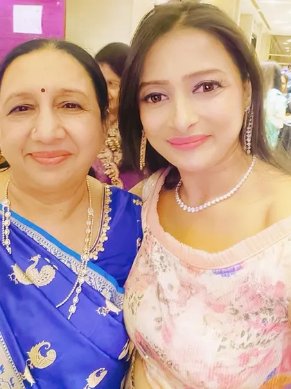 Another cherished moment reconnecting with a client's family member. The warmth and joy in these interactions are what fuel my passion for this work.