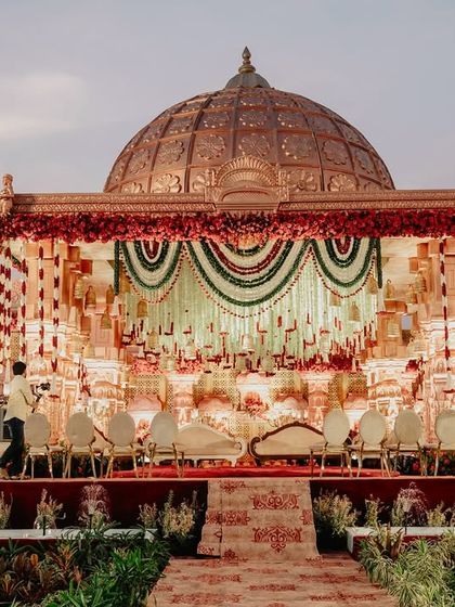 Grand Mandaps & Sacred Spaces photo 15