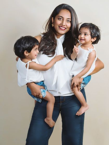 Pooja - Kids & Family Photography The Parent's Embrace photo 14