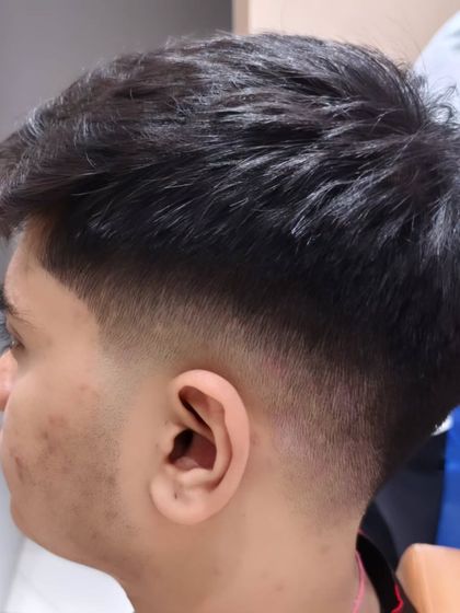 Sharp Haircuts for Men & Kids photo 45