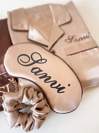 For the Bride's Tribe: Proposals & Bachelorette Fun photo 31