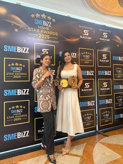 Another shot from the SMEBiZZ MSME Star Awards, celebrating our recognition as the Best Wellness Clinic in Delhi NCR.