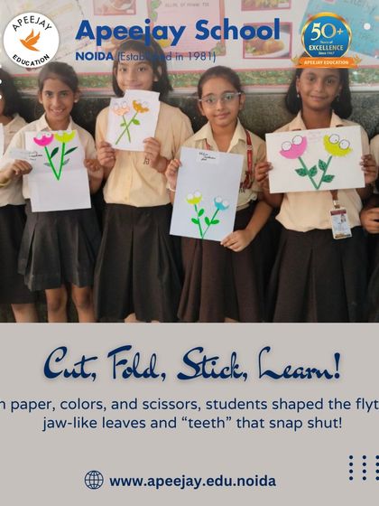 With paper, colors, and scissors, students crafted their own Venus flytrap models. This activity helped them visualize the plant's jaw-like leaves and "teeth" that snap shut, making their science lesson interactive.