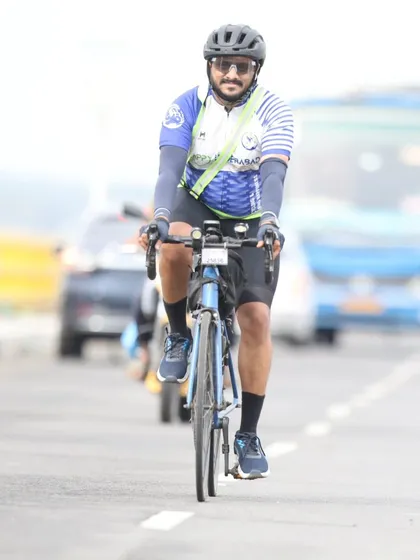 A cyclist from our club in action during the Dhanushkodi 600 BRM. The ride to the last road of mainland India is a memorable journey, and our riders take it on with full enthusiasm.