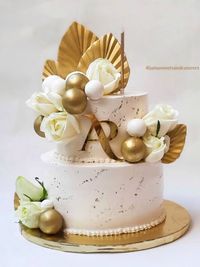 Custom Cakes & Baked Goods