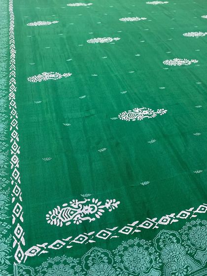 Mansi by Sudha Kumar - Curated Ethnic Apparel & Accessories Old Sarees, New Stories: The Revamp Service photo 4