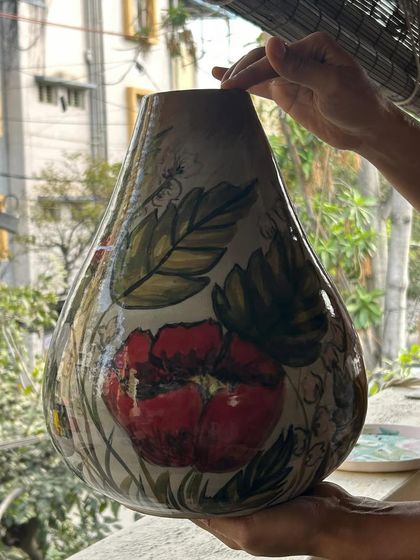 Featuring the work of artist Sharmila Nair, a lawyer and artist who uses clay as another canvas for her beautiful landscapes and murals.