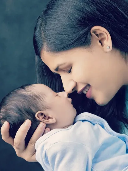 As a mother myself, these quiet moments between a mom and her new baby are my favorite to capture. This is the beginning of a lifetime of love, a memory to hold onto forever.