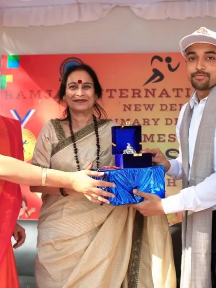 Receiving a token of appreciation from the administration of Ramjas International School. I am grateful for their warm hospitality and the opportunity to contribute to their event.