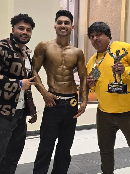 Another proud moment with our Denim Model winner. We prepare athletes for all categories and deliver results.