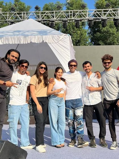 Behind the Music photo 4