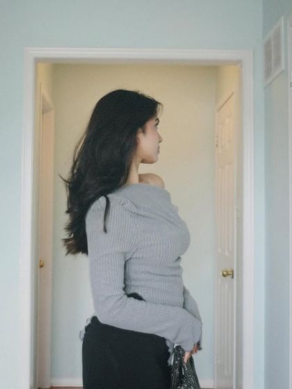 A profile shot showing the silhouette of the top and my hair.