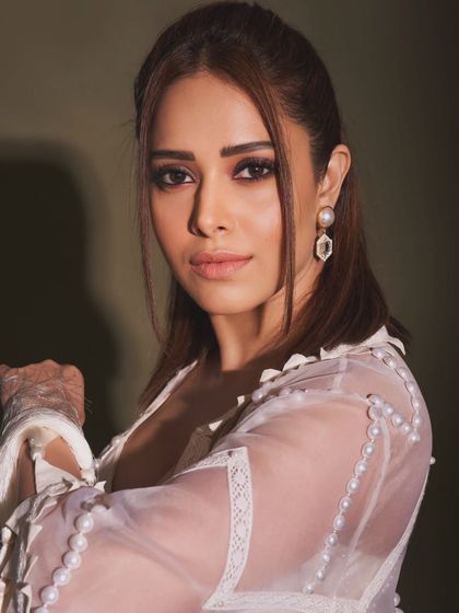 Chic Indo-Western Ensembles photo 3