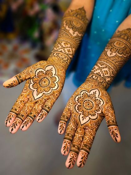 Another angle of the stunning floral mandala, showing how it serves as the centerpiece of the entire design.