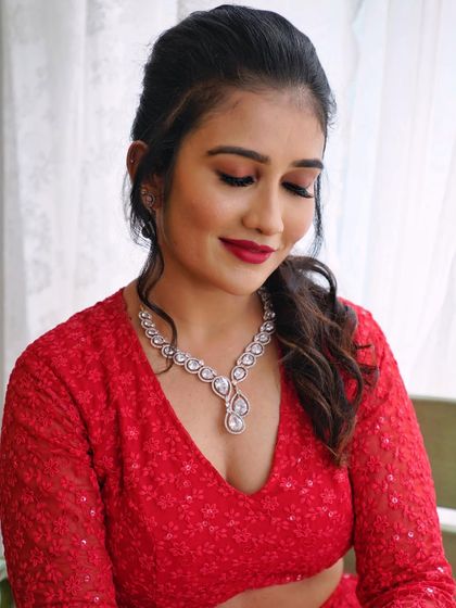 Himabindu - Commercial & Celebrity Makeup On-Set & Celebrity Makeup photo 16