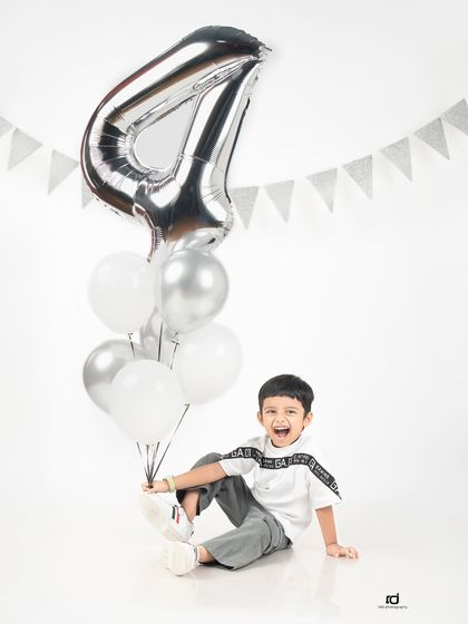 Growing Up So Fast: Milestone Sessions photo 3