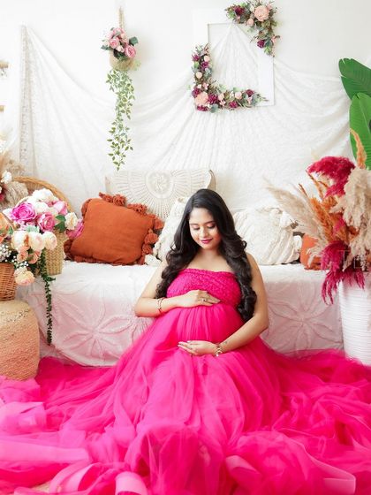 Solo Radiance: Portraits of the Mother-to-Be photo 60