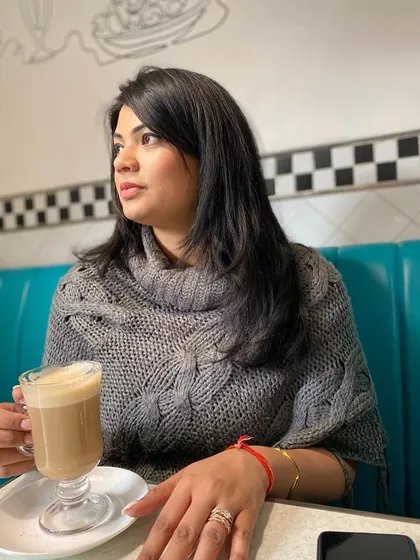 Taking a quiet moment for yourself with a warm drink can make a huge difference in a hectic day. This is a simple self-care practice that I, and other wellness experts in my circle, highly recommend for managing stress.