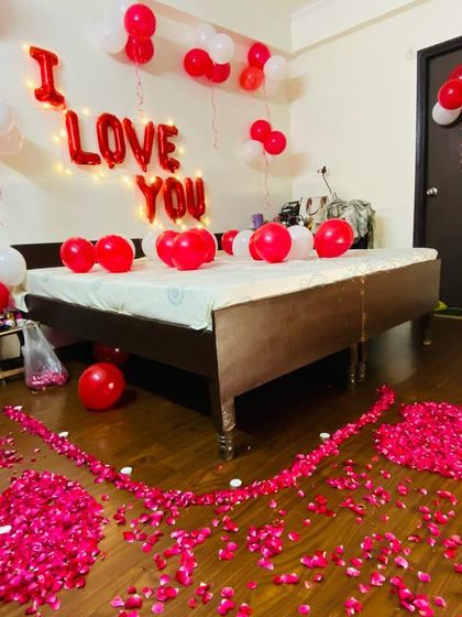 Romantic & Anniversary Decorations photo 13