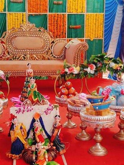 Siri - Custom Gift Hampers & Return Gifts Grand Event Displays photo 15