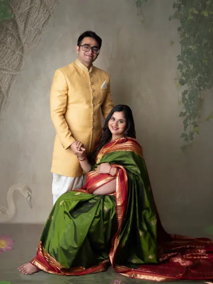 Abhinandan Photography - Maternity Photography Timeless Saree Portraits photo 8