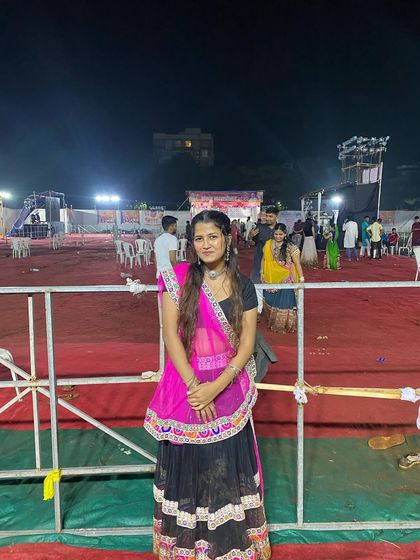 Rent this perfect black ghagra with a pink dupatta for your Navratri look. I have limited pieces, so book it today!