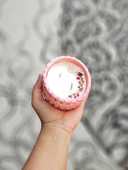 Hues of Memories - Custom Eco-Resin Home Decor Hand-Poured Soy Wax Candles photo 3