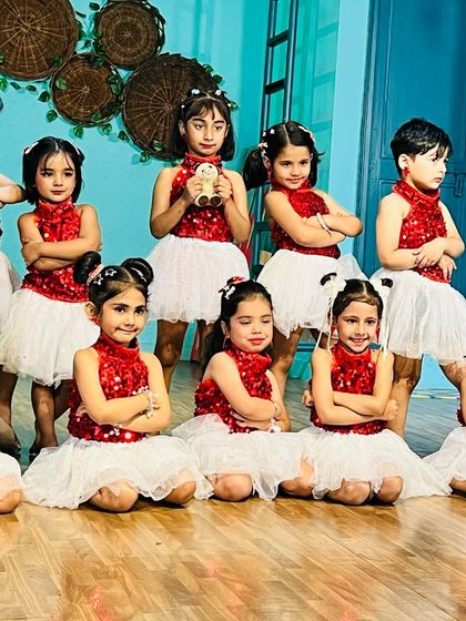 Our beginner batch, ready for their shoot. They look like little stars, full of confidence and ready to perform.