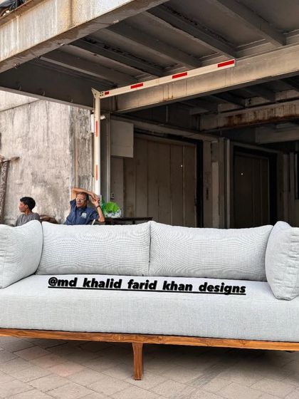 Living Room Seating: Sofas, Daybeds & Benches photo 46