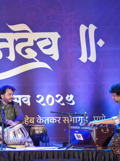 Captured during my solo performance at the Gyandev Sangeet Mahotsav in Pune, accompanied by the wonderful Shri Milind Vasudev ji.