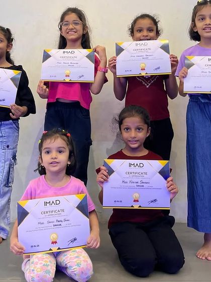 Another wonderful group of students celebrating the completion of their course. It's moments like these that build a life-long love for movement and performance.