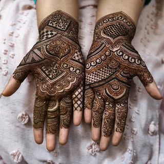 Mariyam Mehendi Artist