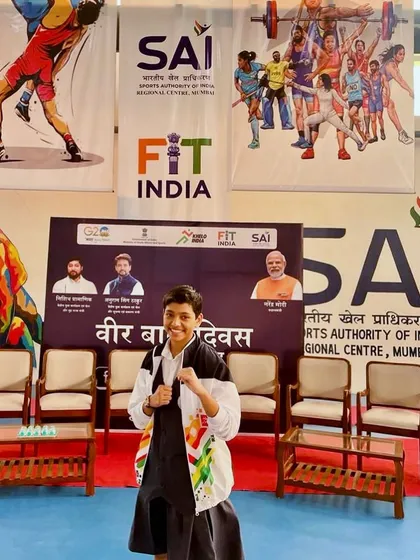 Riddhi Pawase at the Veer Bal Diwas event, recognized by the Sports Authority of India.