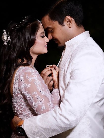 Engagement & Reception Glam photo 29