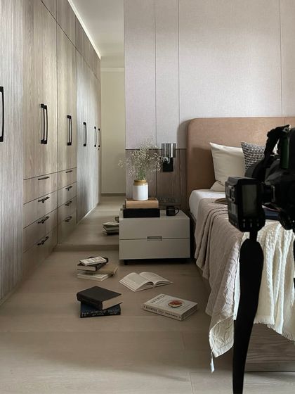 Aakriti Saraf Design - Full-Service Residential Interior Design Private Sanctuaries: Bedrooms photo 38