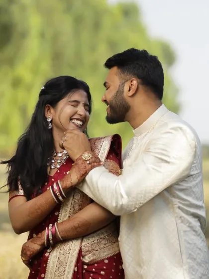 Capturing the laughter and joy of an engagement day. The makeup is natural and breathable, ensuring the bride feels comfortable and looks her absolute best.