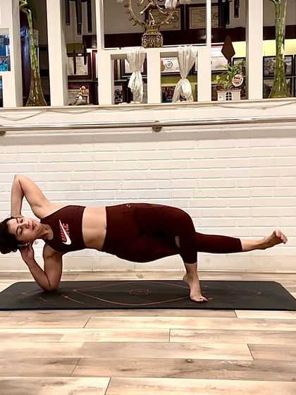 Vasisthasana, or Side Plank, is a powerful core and arm strengthening pose. It's a perfect way to flow through the final moments of the year with calm, strength, and balance.
