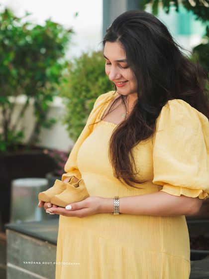 Outdoor Elegance: Lush Parks & Golden Light photo 13