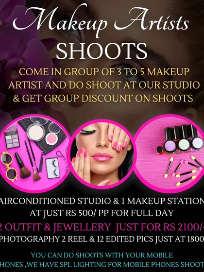 I've designed special packages for makeup artists. Whether you come alone or in a group, you get access to the studio, outfits, and jewellery at a budget-friendly price. Even your mobile phone camera will produce great results with my lighting setup.