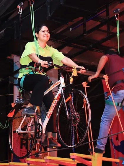 Look up. Way up. Our sky cycling and high ropes course are guaranteed to get your heart pumping. It’s all the thrill, with all the safety.