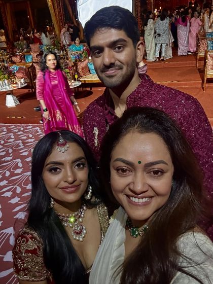 A magical weekend celebrating a beautiful wedding. Moments like these, filled with joy and gratitude, are what make my work so meaningful.