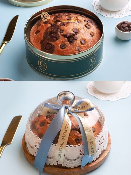 Two ways to enjoy our Marvel Marble Cake. Choose our signature reusable tin or the elegant glass cloche for a beautiful, memorable gift.